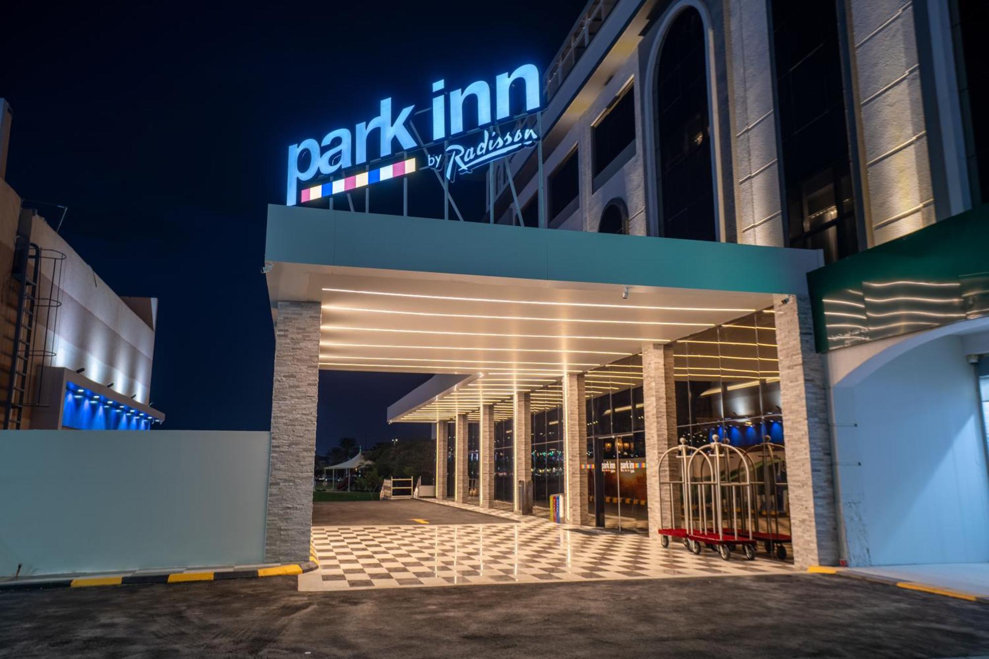 Park Inn By Radisson Najran Exterior photo